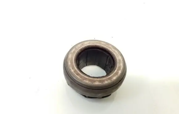 Audi A4 S4 B5 8D clutch release bearing 445237BU 119M1640