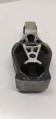 Peugeot 308 Engine mount bracket 9805734780