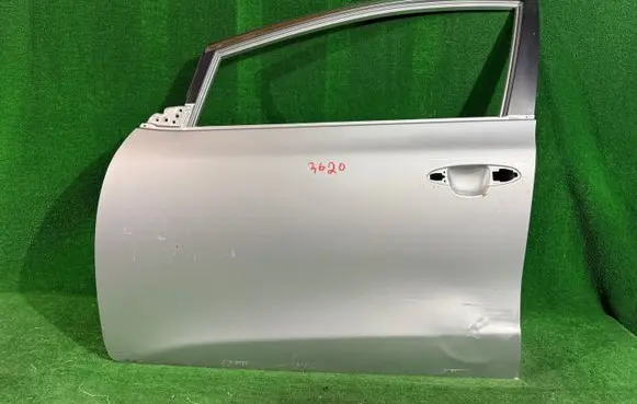 KIA Ceed Front door