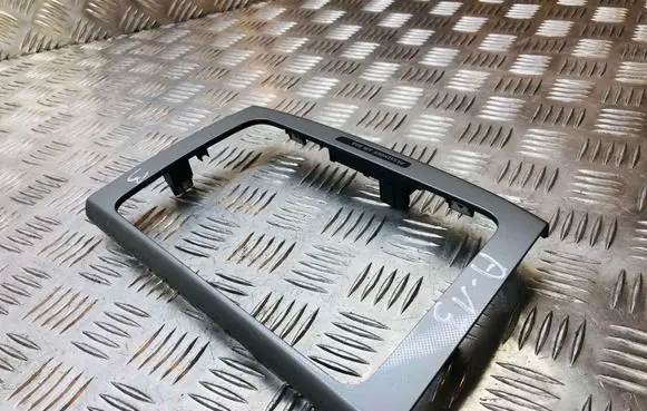 Volkswagen PASSAT B6 Radio/GPS head unit trim 3C0919234