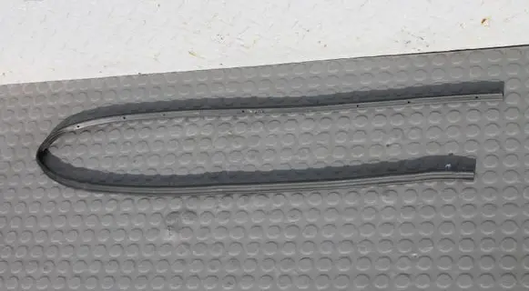Mazda CX-30 Rubber seal rear door USZCZELKACX30