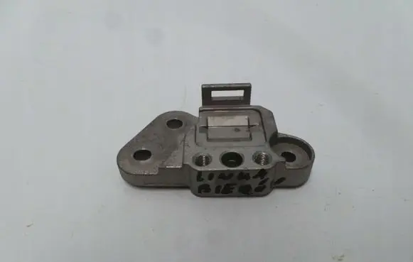 Opel Grandland X Gear shift cable bracket 