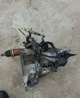 Nissan Micra Manual 5 speed gearbox JH3195 1723437 026324