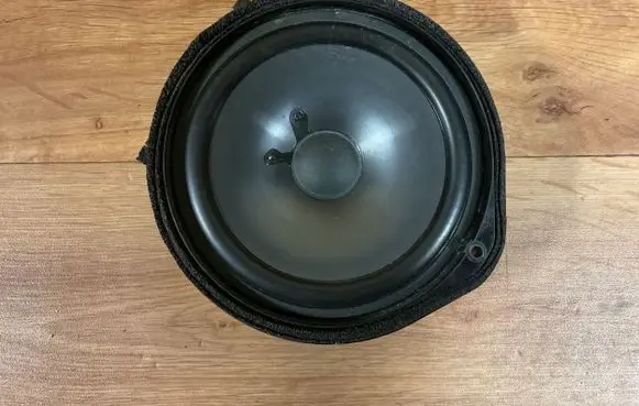 Honda Civic Front door speaker 