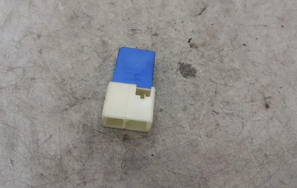 Nissan X-Trail T30 Other relay 2523079915