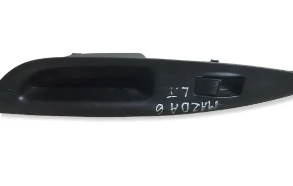 Mazda 6 Electric window control switch GJ6A685L6