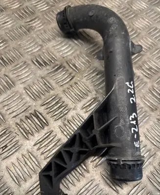 Mercedes-Benz E W213 Engine coolant pipe/hose A6542031302