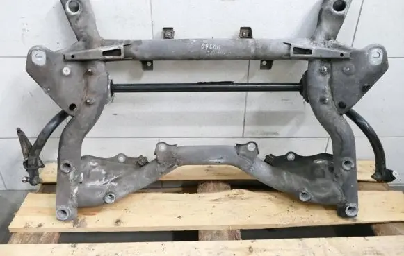 Mercedes-Benz E C207 W207 Front subframe A2046280057