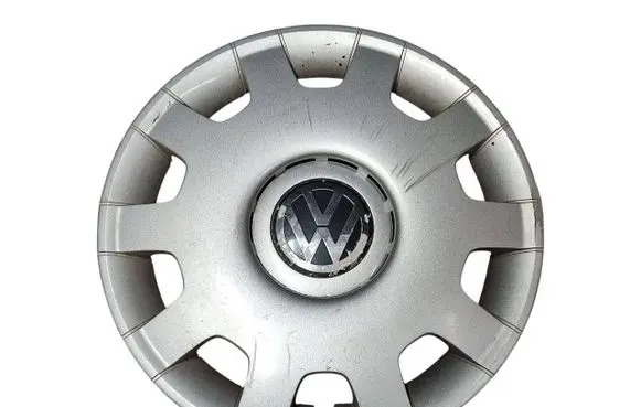 Volkswagen Golf IV R14 wheel hub/cap/trim 1J0601147L