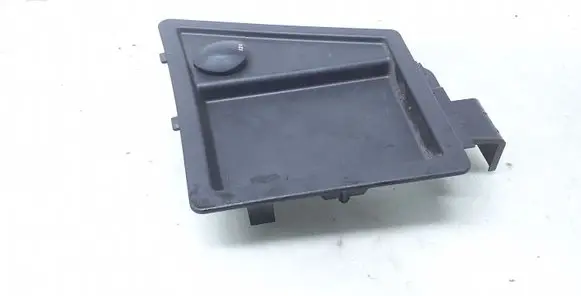 Peugeot 307 CC 12 V Socket (rear) 9648977177