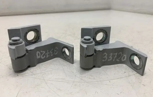 Volkswagen ID.4 Rear door hinge set 8V5833404D A047058