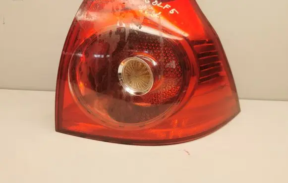 Volkswagen Golf V Rear/tail lights 1K6945096E