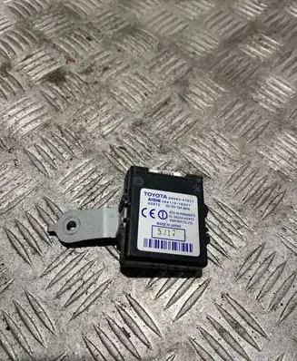 Toyota Prius (XW20) Door control unit/module 8999347011
