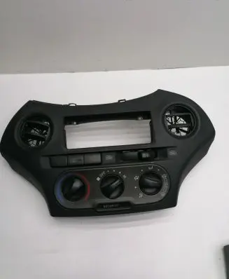 Toyota Yaris Climate control unit 758649 554050D130