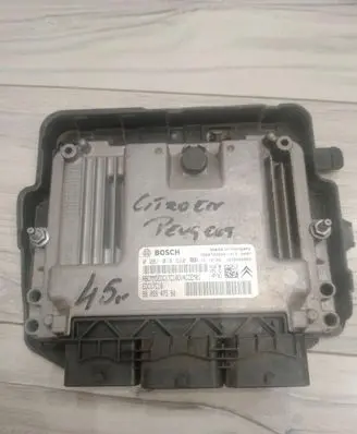 Peugeot 208 Engine control unit/module ECU 0281019820