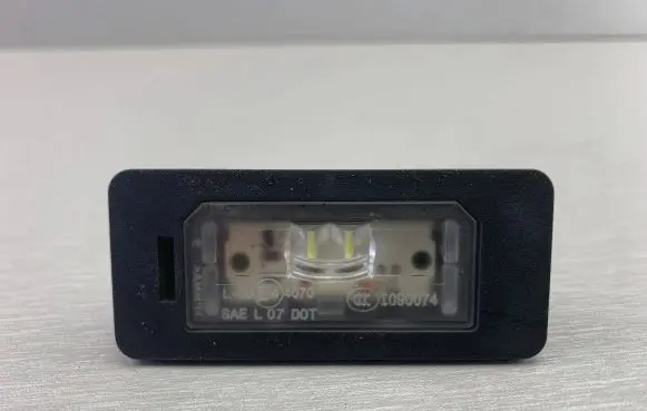 BMW X1 E84 Number plate light 63267193293 7193293