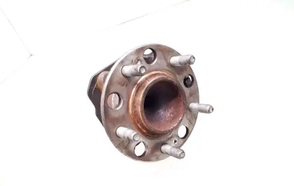 Hyundai Tucson TL Rear wheel hub