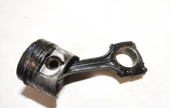 Mercedes-Benz C W202 Piston with connecting rod