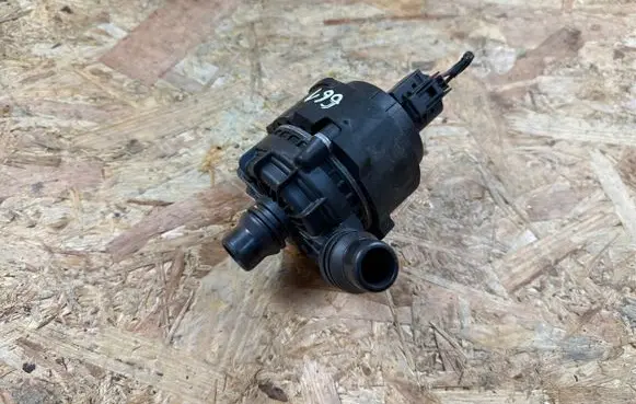 BMW X1 U11 Electric auxiliary coolant/water pump 945503404