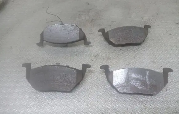 Volkswagen Polo IV 9N3 Brake pads (front) 