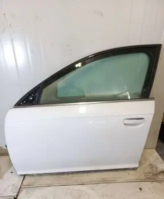 Audi A6 S6 C6 4F Front door