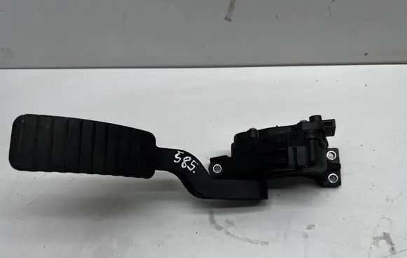 Renault Laguna II Accelerator throttle pedal 8200003392 6PV00811901