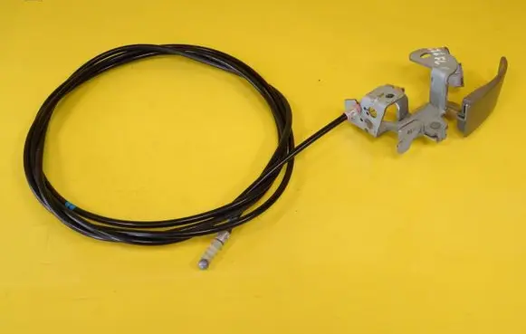 Mazda 626 Fuel cap flap release cable 