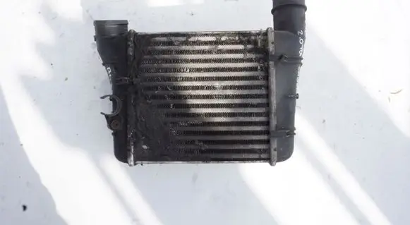 Audi A4 S4 B7 8E 8H Intercooler radiator