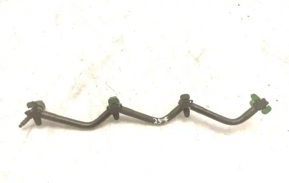 Mazda 5 Fuel return line/hose 