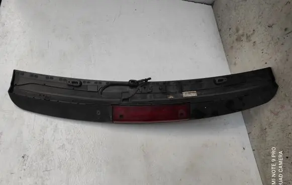 Ford Focus C-MAX Third/center stoplight