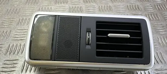 Land Rover Range Rover L405 Rear air vent grill DPLA630E70DA 13J4947RG9