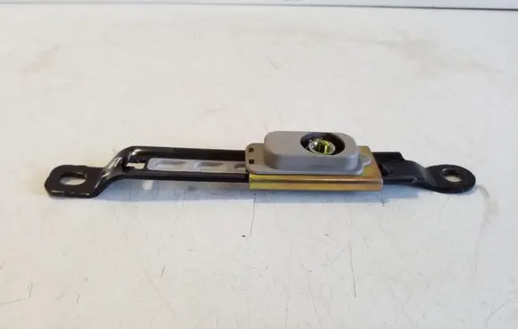Nissan Pathfinder R51 Seat belt adjustment rail 