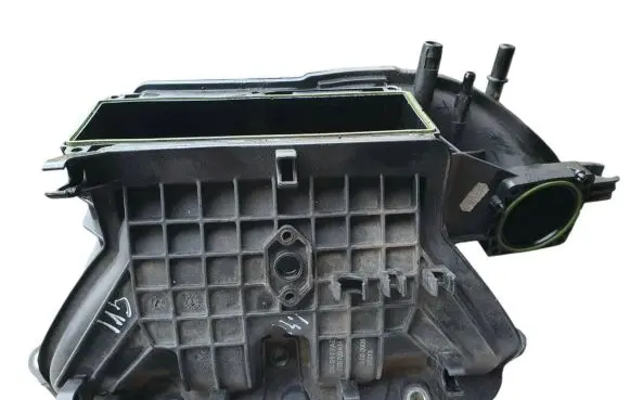 Volkswagen Golf VI Intake manifold 03C129711AD