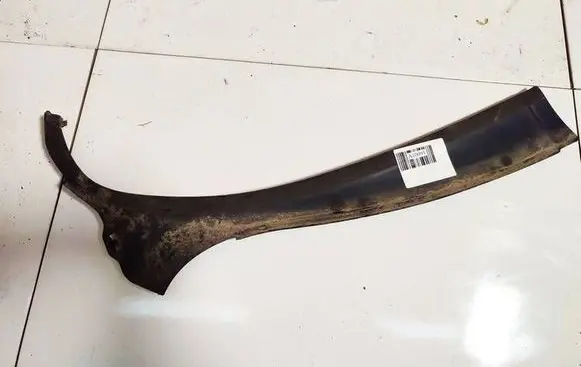 Peugeot 206 Wiper trim 9630607377