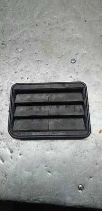 BMW 4 F36 Gran coupe Quarter panel pressure vent 9176945