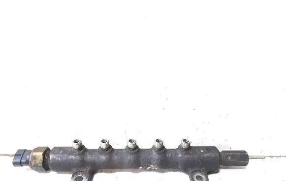 Toyota Corolla Verso AR10 Fuel main line pipe