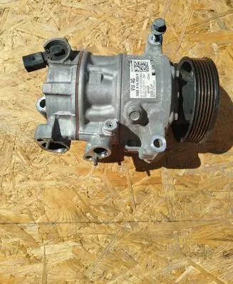 Volkswagen Caddy Air conditioning (A/C) compressor (pump) 5Q0816803F 8416P 077659059B4