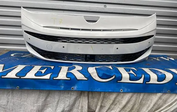 Volkswagen Transporter - Caravelle T7 Front bumper 7T0807221C