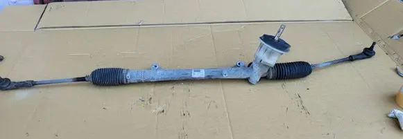 Renault Clio III Steering rack A0007035 8200565645A