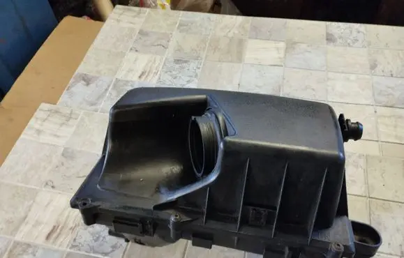 Fiat Croma Air filter box 55350912 13005
