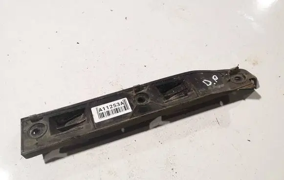 Volkswagen Golf IV Front bumper mounting bracket 1J0807184 1J0807184A