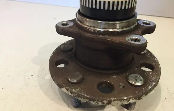 KIA Sportage Rear wheel bearing hub 
