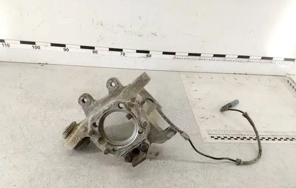 BMW X5 E53 Rear wheel hub spindle/knuckle 1095242H