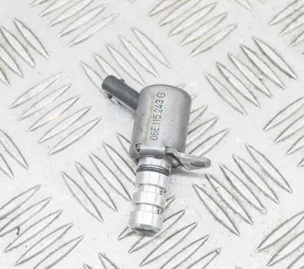 Porsche Cayenne (92A) Oil pressure sensor 06E115243G