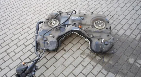 Mercedes-Benz GL X166 Fuel tank 