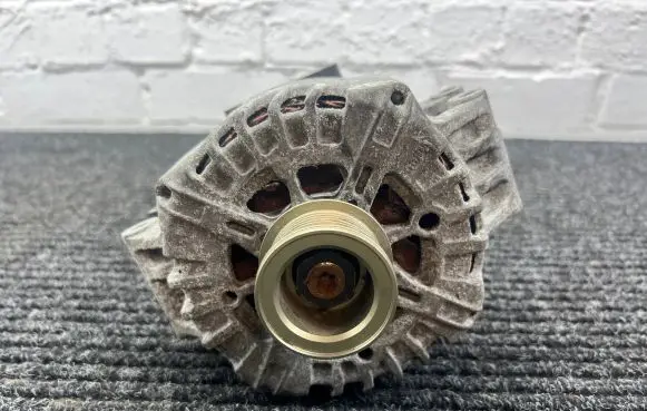 BMW M5 F90 Generator/alternator 7852129
