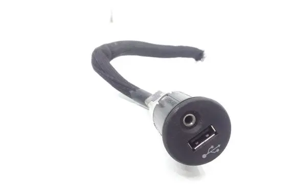 Nissan NV200 USB socket connector 280023BH00A