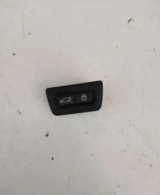 BMW 4 F36 Gran coupe Tailgate/boot open switch button 9275121 VMERCAT