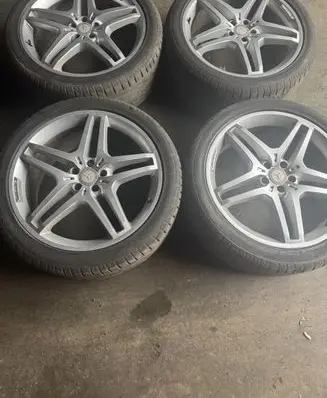 Mercedes-Benz ML W166 R21 alloy rim A1664012102