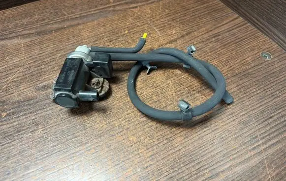 Mercedes-Benz Vito Viano W639 Turbo solenoid valve A0041539328 0041539328